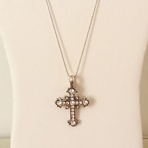 Premier Designs Rhinestone Cross Necklace Silver Tone Magnetic Pendant NEW
